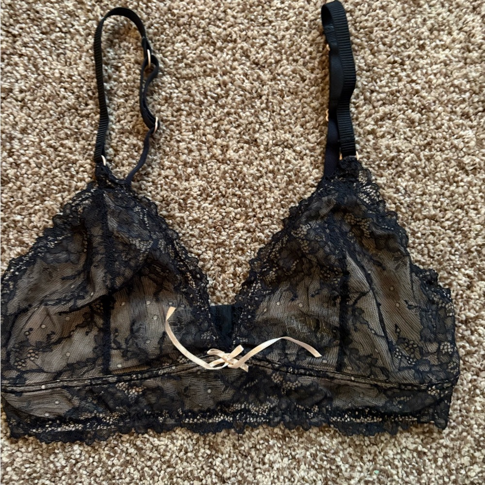 Heidi Klum Intimates Black and Cream Lace